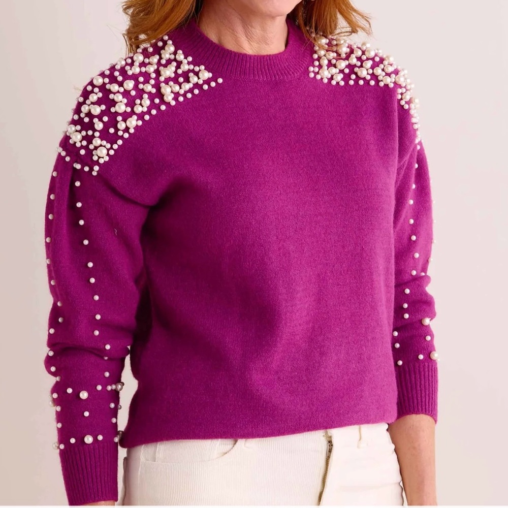 Avara Sherry Pearl Women’s Crew Neck Sweater